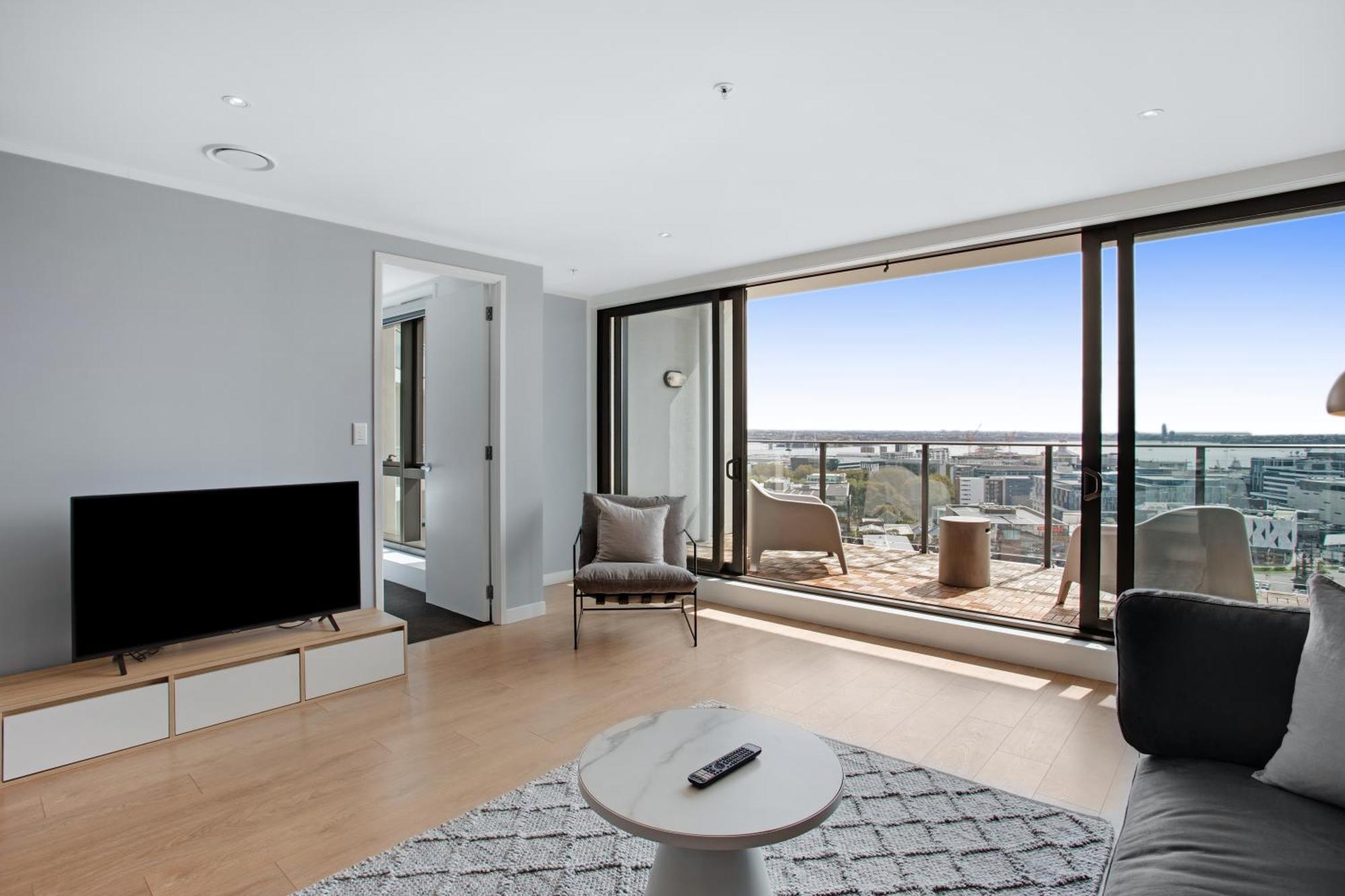 Skyline Serenade Apt With Skycity View And Parking Auckland Esterno foto